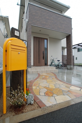 角地につき開放感あり